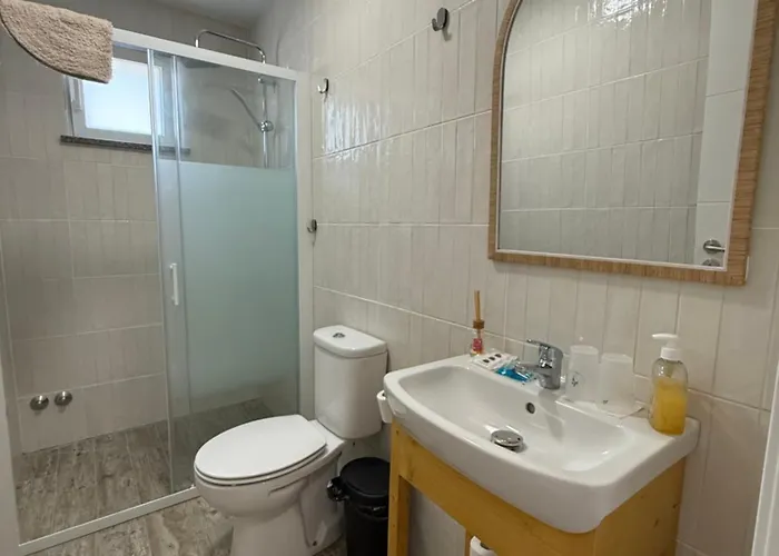 Alojamento de Acomodação e Pequeno-almoço Pura Vida 3*