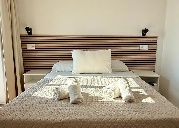 Pura Vida Alojamento de Acomodação e Pequeno-almoço 3*